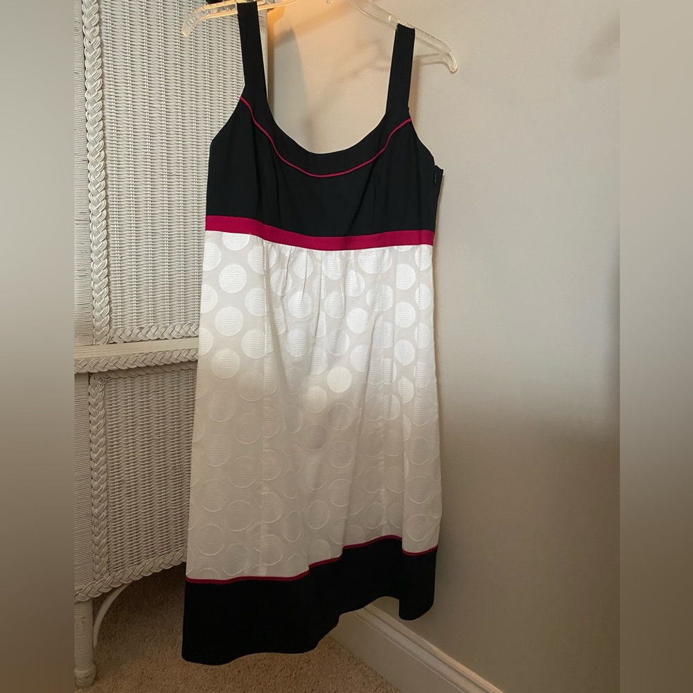 Ann Taylor, Size 6, 100% Cotton, Dry Clean Only. Summer Dress - Picture 1 of 6